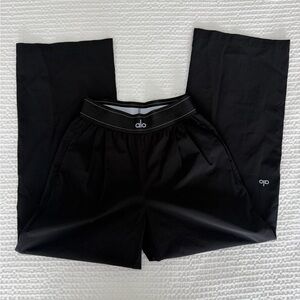 ALO Women's Black Suit Up Trouser